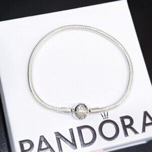 Pandora Moments Snake Chain Bracelet Sterling silver 590728-19 /7.5 inches